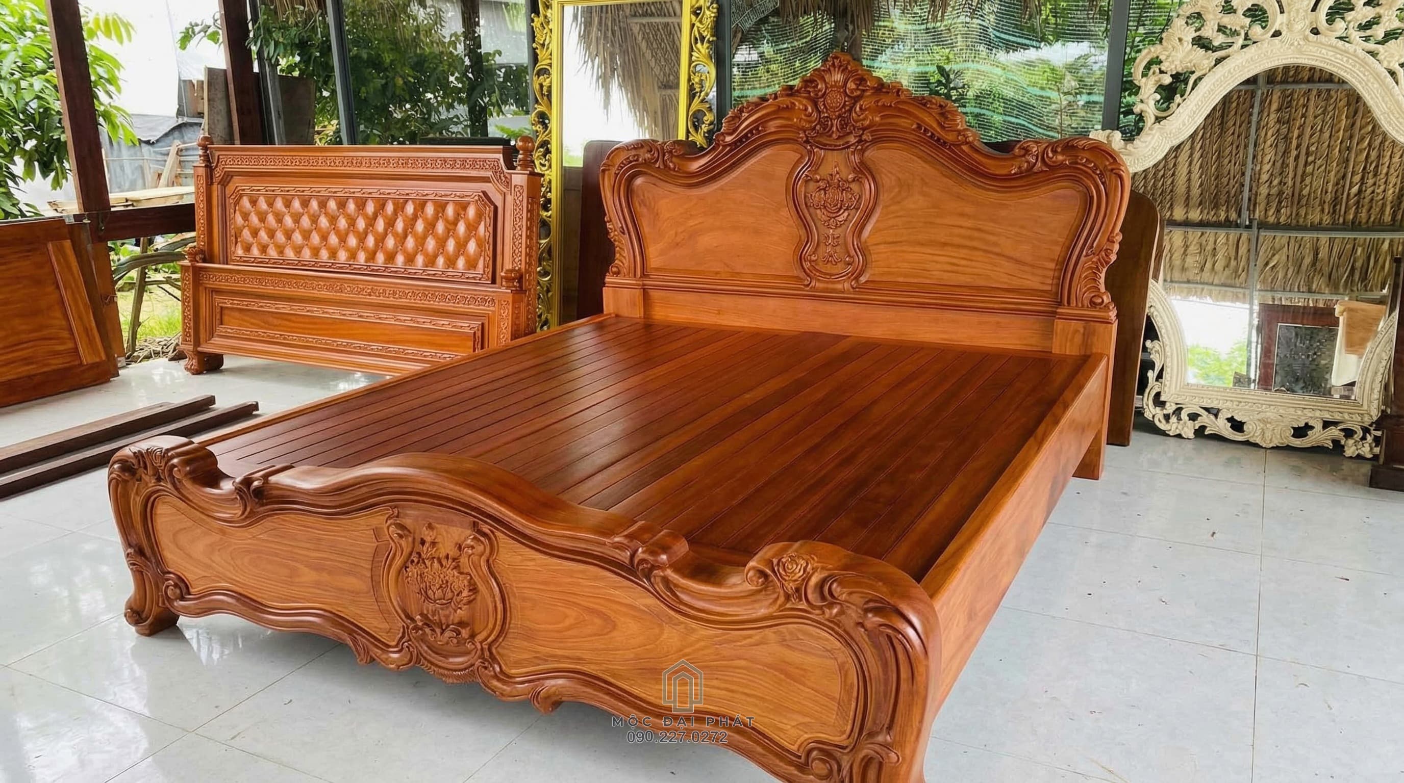 Giường Ngủ Tân Cổ Điển Gỗ Gõ Đỏ (Mã: G-01) – Tinh Hoa Đục Chạm Thủ Công, Đẳng Cấp Hoàng Gia Thumbnail 2