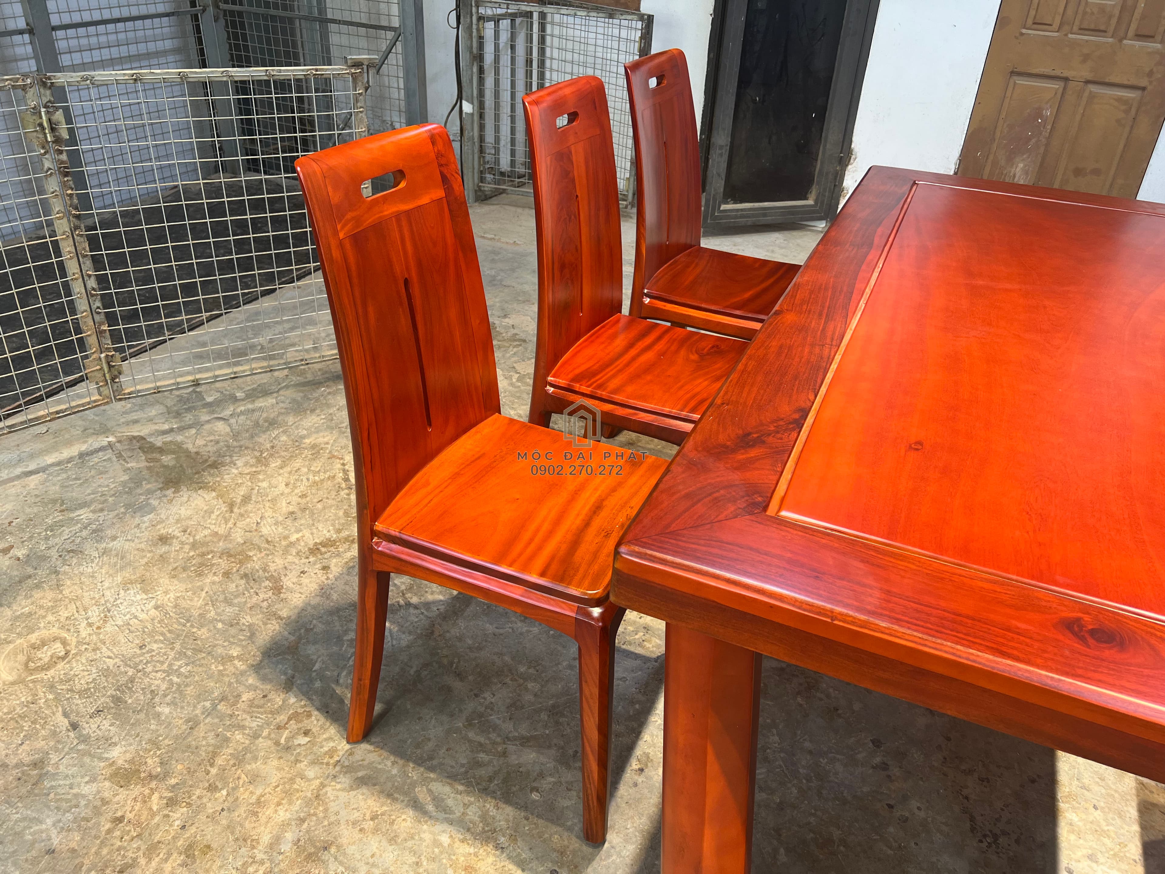 Bàn Ăn Hiện Đại 8 Ghế Chân Chữ U Gỗ Lim (Mã: BA-08) Thumbnail 2